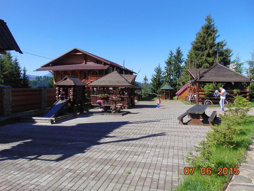 Panorama Karpat Hotel Яблуниця Екстериор снимка