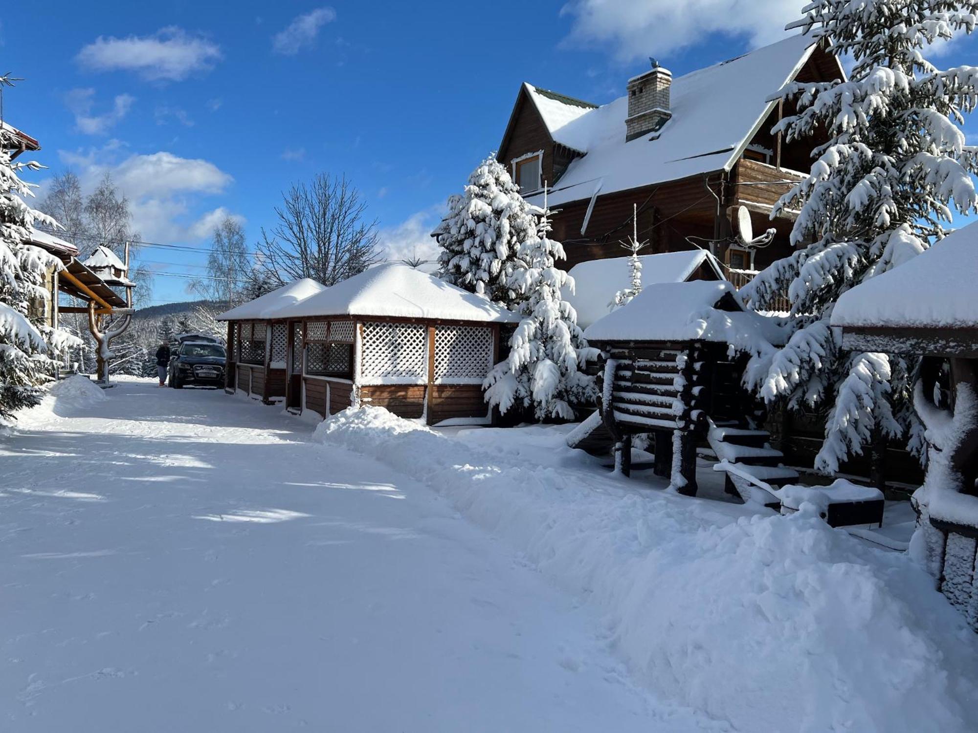Panorama Karpat Hotel Яблуниця Екстериор снимка