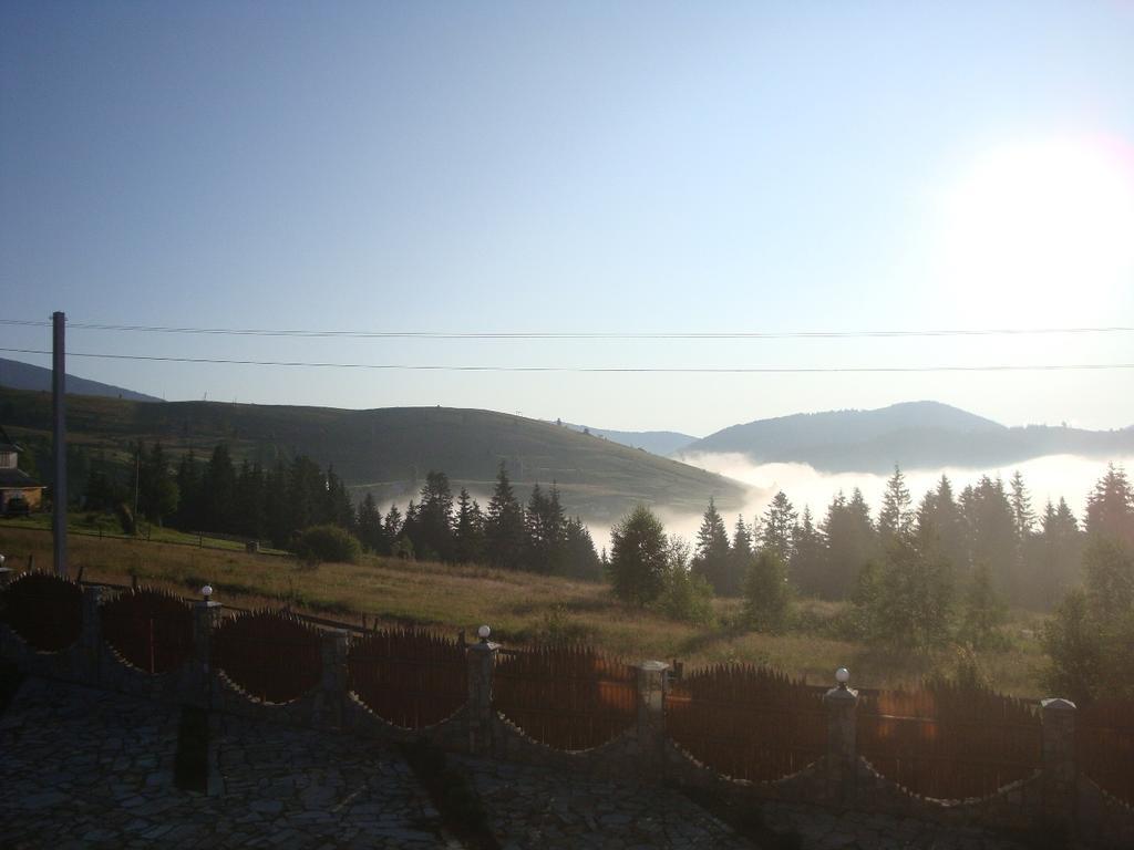 Panorama Karpat Hotel Яблуниця Екстериор снимка